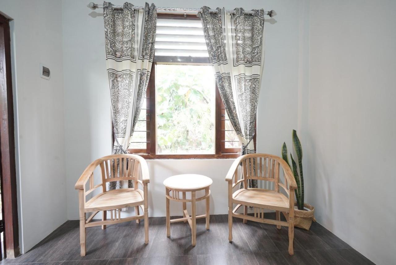 Bata Merah Homestay Banyuwangi  Eksteriør bilde
