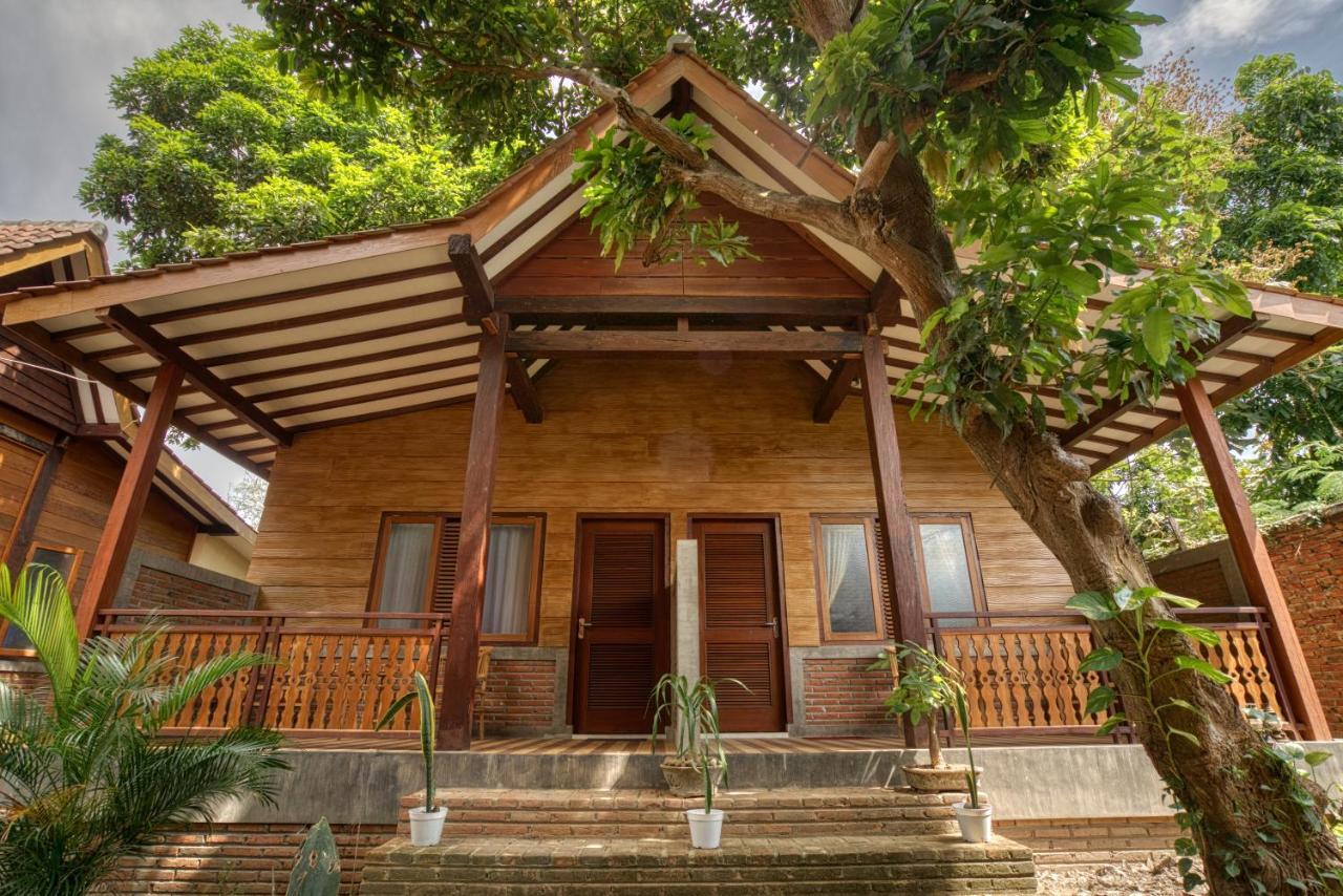 Bata Merah Homestay Banyuwangi  Eksteriør bilde