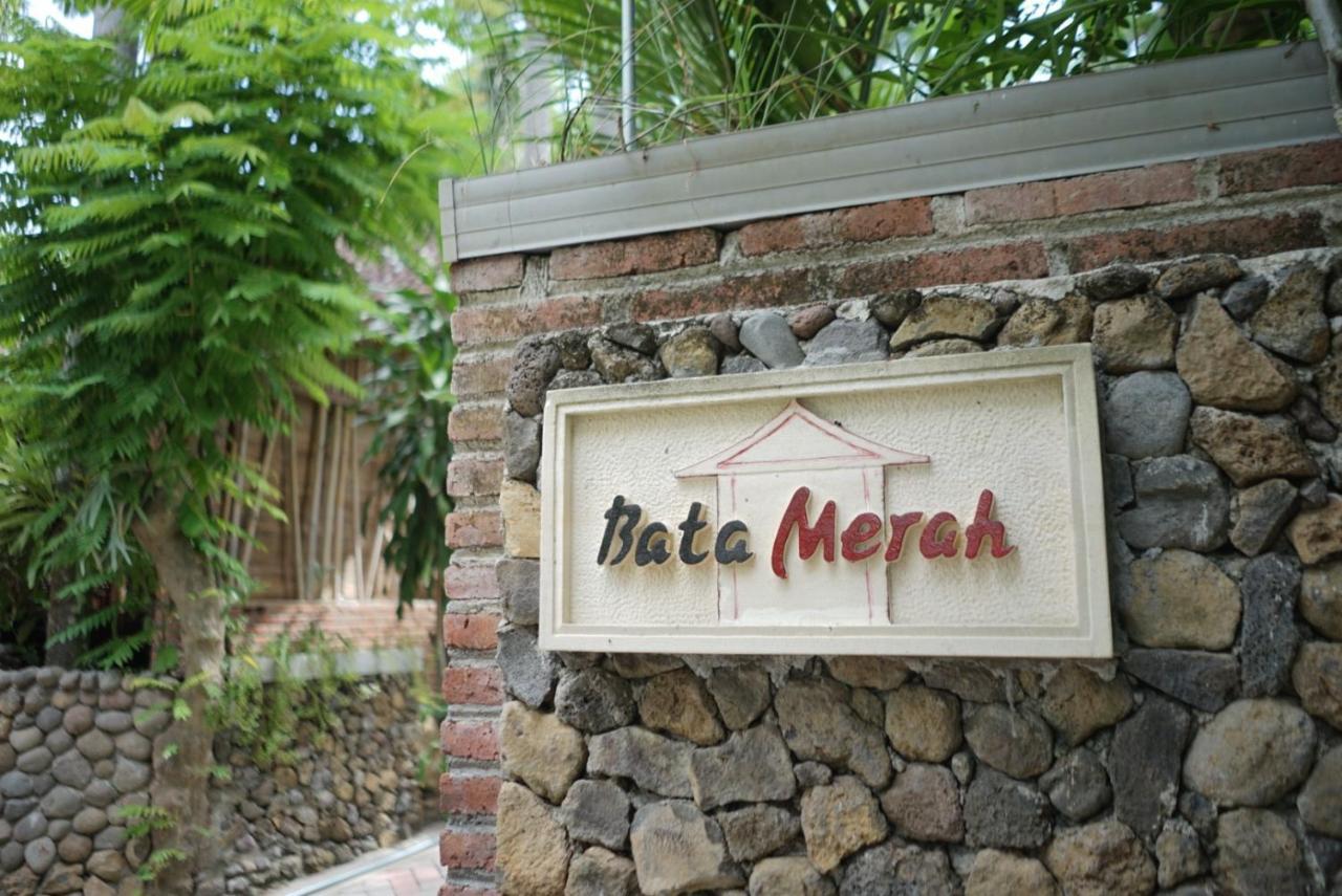 Bata Merah Homestay Banyuwangi  Eksteriør bilde