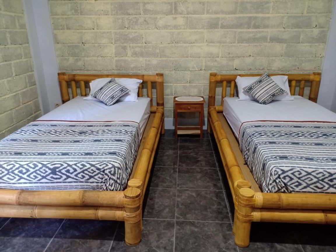Bata Merah Homestay Banyuwangi  Eksteriør bilde